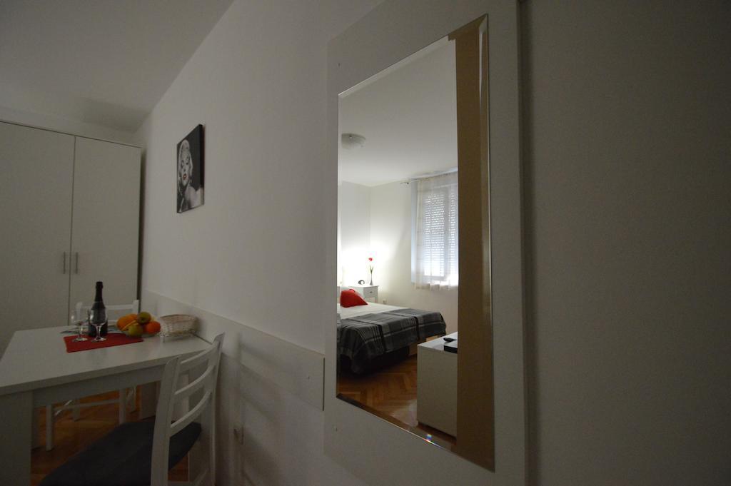 Downtown Main Street Studio Zadar Room photo